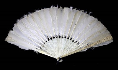 Lot 519 - A 19th Century Carved Ivory Chinese Fan with White Feathers, Qing Dynasty. The guards are...