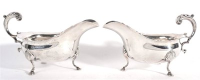 Lot 569 - A Pair of Edwardian Silver Sauce Boats of George III Style, Jay, Richard Attenborough Co, Sheffield