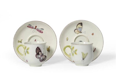 Lot 17 - A Pair of Chelsea Porcelain Coffee Cups and Trembleuse Saucers, en suite to the preceding lot
