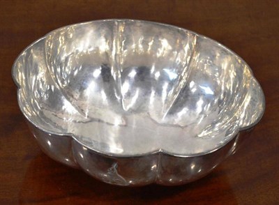 Lot 218 - A 20th Century Italian Silver Bowl, Mario Buccellati, oval with eight plain lobes, with a...