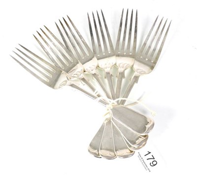 Lot 179 - A set of six silver fiddle pattern table forks, Joseph Rodgers, Sheffield 1898, 14.8ozt