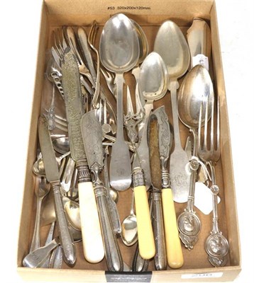 Lot 296 - Assorted silver flatware, to include: a fiddle pattern caddy spoon, London 1832; a collection...