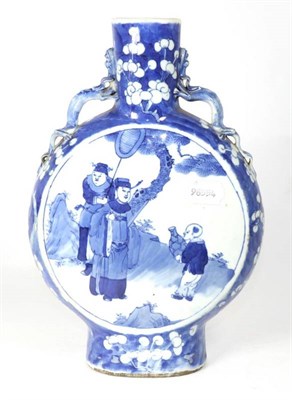 Lot 318 - A Chinese blue and white porcelain moon flask