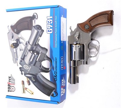 Lot 390 - PURCHASER MUST BE 18 YEARS OF AGE OR OVER A G & G Armament Model G731 CO2 Six Shot Revolver,...