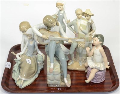 Lot 18 - Eight various Lladro china figure groups