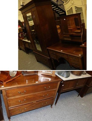 Lot 1171 - A late Edwardian mahogany bedroom suite including an associated mahogany chest of drawers