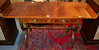 Lot 1234 - A reproduction mahogany and satinwood banded sofa table