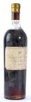 Lot 2107 - Chateau d'Yquem 1929 Sauternes 1 bottle  Excellent condition
