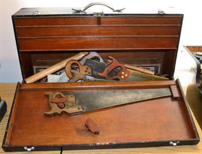 Lot 1208 - Woodworking Chest containing saws including one by Spear & Jackson, tenon saws and a few other...