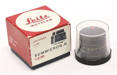 Lot 1239 - Leitz Wetzlar Summicron R f2 50mm Lens no.2923595, in hard plastic case and original box