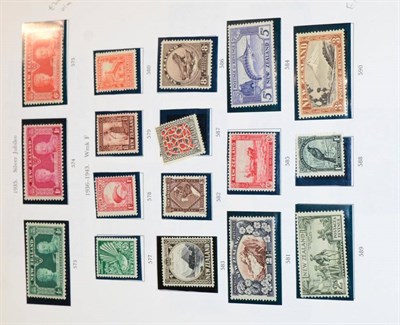 Lot 243 - New Zealand - Mainly u.m. collection. Some mint to 1935, then u.m. 1935 Jubilee, 1936 set to...