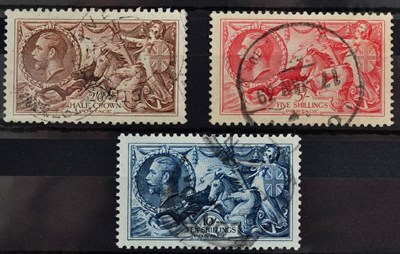 Lot 414 - GB George V Sea Horses and Wembleys - 3 stockcards with a fine used set of Sea Horses, a mint...