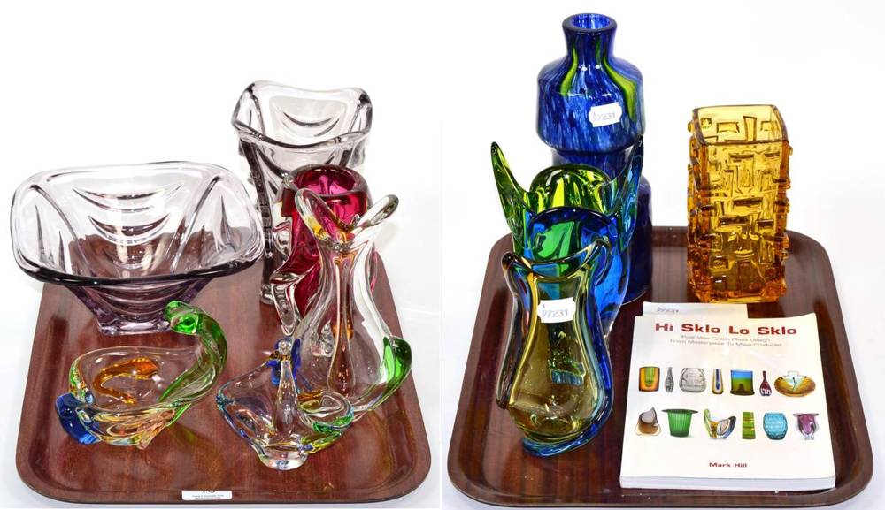 Lot 10 - Ten pieces of studio glass including Prachen glassworks blue and green ''Flora'' vase designed...