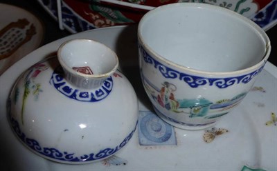 Lot 117 - A shelf of Oriental ceramics including pair of blue and white ginger jars, charger, small blue...