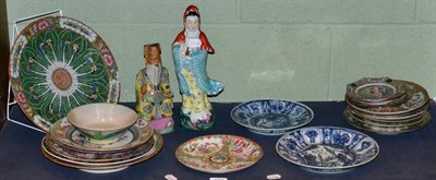 Lot 127 - A quantity of 19th century and later Chinese famille rose; blue and white plates and dishes;...