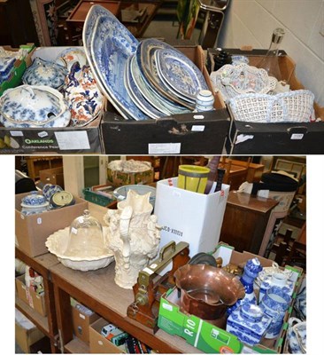 Lot 1100 - A quantity of 19th century and later ceramics including blue and white meat plates, wash jugs...