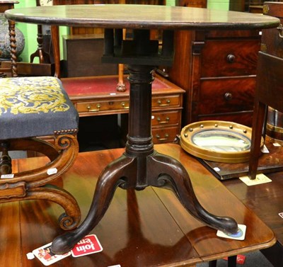 Lot 1323 - A mahogany tripod table