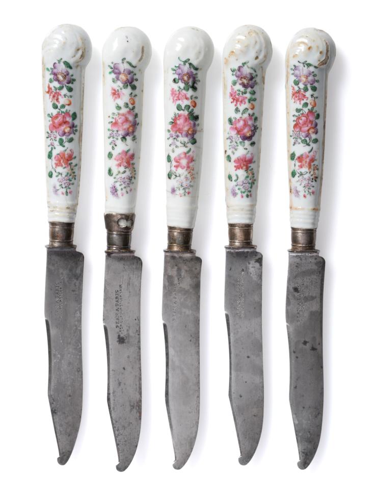 Lot 233 - A Set of Five Chinese Porcelain-Handled Dessert Knives, circa 1750, the handles of European...