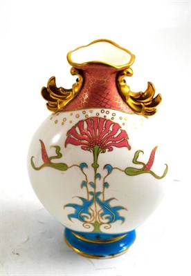 Lot 130 - A Mintons late 19th century vase