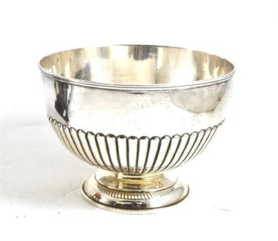 Lot 272 - A silver pedestal bowl