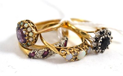 Lot 23 - Five 9ct gold stone set rings