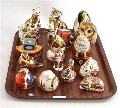 Lot 167 - Sixteen Crown Derby paperweights