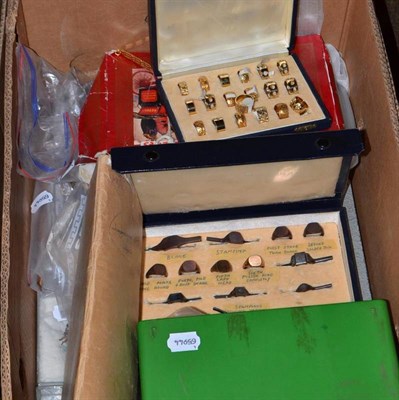 Lot 391 - Jewellers findings, blanks, models, demo items etc