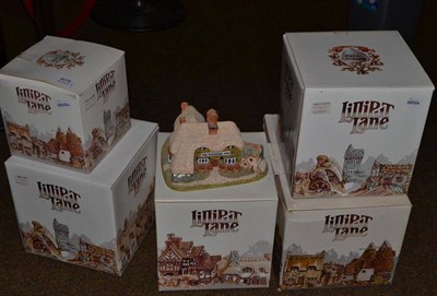 Lot 404 - Lilliput Lane The King's Arms and four other Lilliput Lane pieces, boxed