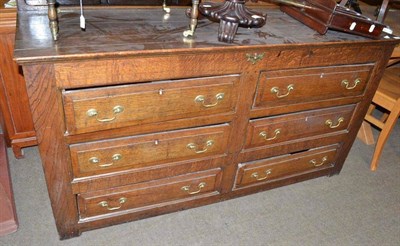 Lot 510 - An oak dresser