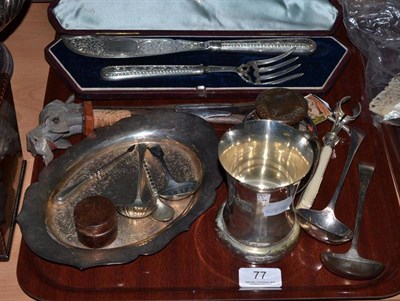 Lot 77 - Cased silver fish servers, leg of lamb clamp, assorted plated wares, Japanese lighter and wood...