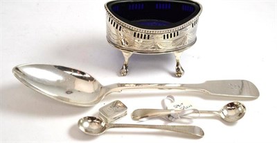 Lot 20 - A George III silver salt, a Newcastle silver tablespoon, 1795, a Nathaniel Mills vinaigrette...