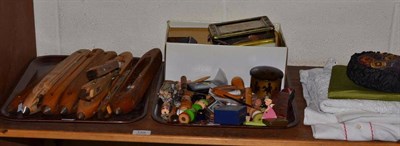 Lot 129 - Sewing items, string box, white linen etc