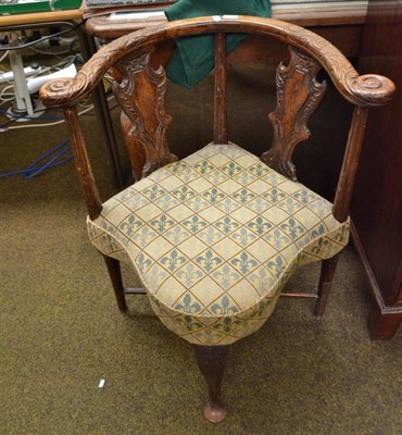 Lot 624 - George III corner chair (repaired)