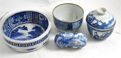 Lot 137 - Two Chinese blue and white bowls (one with cover), blue and white dish and a small box and cover