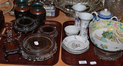 Lot 145 - Two trays of Chinese ceramics including bowls, tea bowls, teapot and cover, saucers, a pair of...