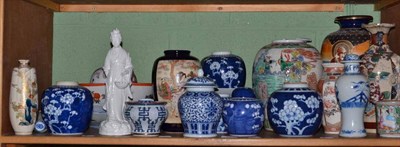 Lot 97 - Late 19th/early 20th century Chinese/Japanese pottery and porcelain