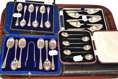 Lot 126 - Cased silver flatware comprising six coffee spoons, six teaspoons, six butter knives, six teaspoons