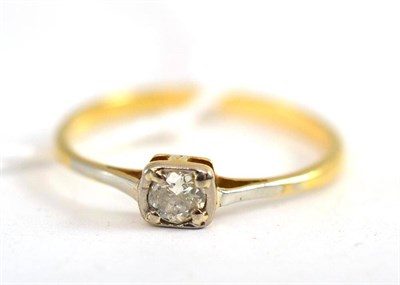 Lot 230 - A diamond solitaire ring
