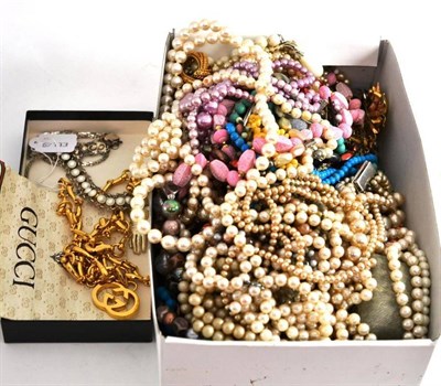 Lot 280 - A Gucci necklace, assorted costume jewellery including beads, etc