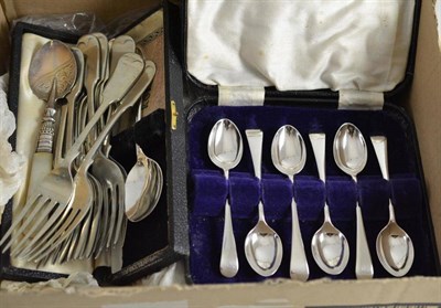 Lot 381 - Three sets of cased silver coffee spoons and various other spoons