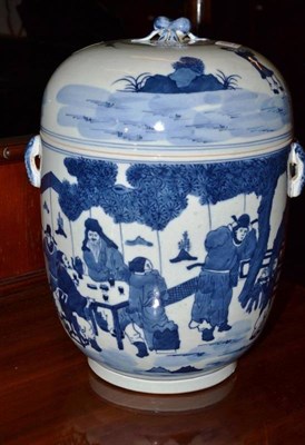 Lot 560 - A Chinese blue and white vase and cover, decorated with figures in the Kangxi style, signed to base