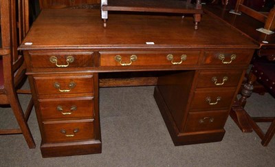 Lot 702 - Victorian mahogany pedestal desk