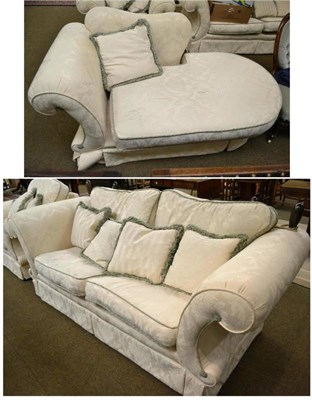 Lot 709 - A modern cream upholstered Knoll style settee, matching armchair and chaise longue