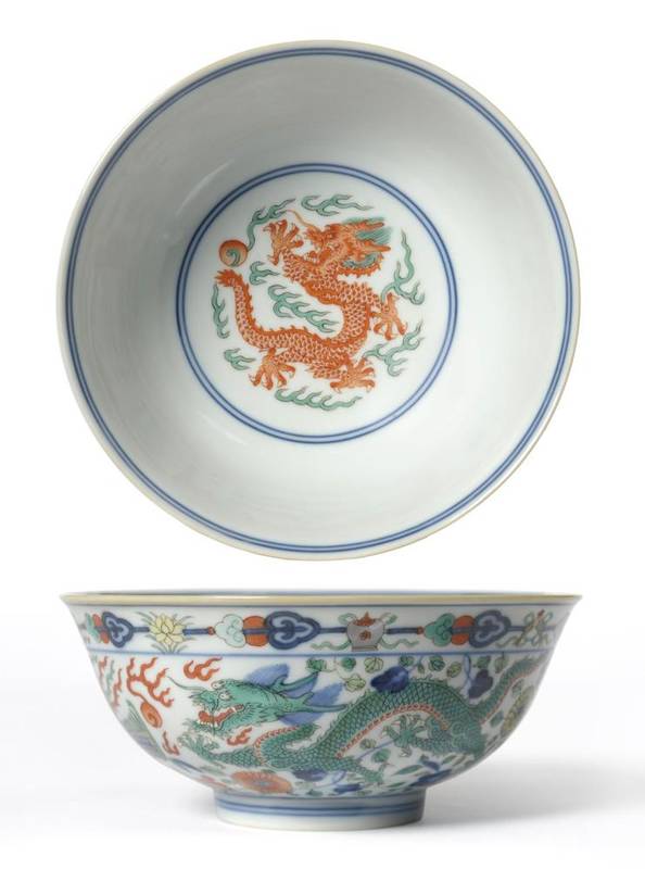 Lot 124 - A Chinese Wucai Porcelain Bowl, Daoguang mark, 1821-50 and of the period, finely painted with...