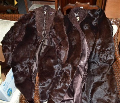 Lot 850 - Two fur coats - Arnold Sefter, Marchmont, Edinburgh, stole, etc