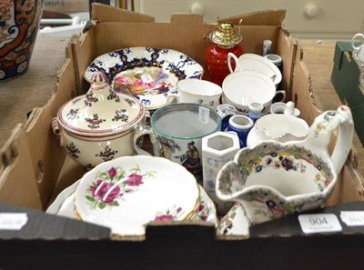 Lot 904 - A 19th century dessert dish, a Colclough tea set and a quantity of ceramics