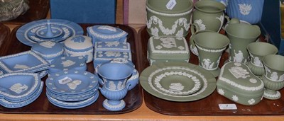 Lot 7 - Two trays of green and blue Wedgwood Jasper ware