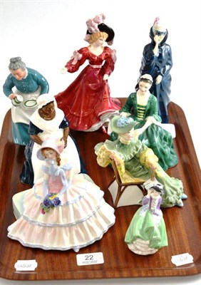 Lot 22 - Tray of eight assorted Royal Doulton figures