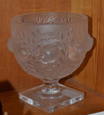 Lot 245 - A Lalique bowl decorated in relief with birds amongst trees
