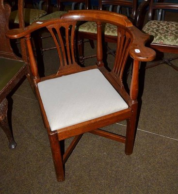 Lot 449 - 19th century mahogany corner chair